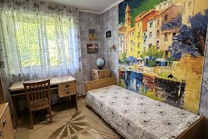 будинок за адресою Винниченка вул.