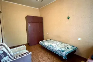 квартира за адресою Академіка Чекмарьова вул., 7