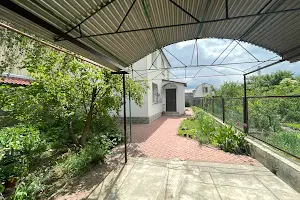 будинок за адресою Святослава Алексапольського вул. (Дмитрієва)
