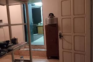 коммерческая по адресу Батальона 