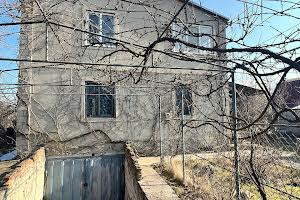 дом по адресу Центральна ул.