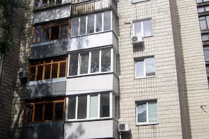 комерційна за адресою Мала Житомирська вул., 10