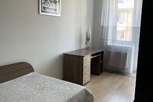 квартира за адресою Каховська вул., 27