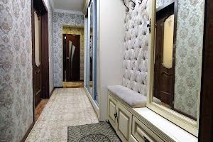 квартира за адресою Сумгаїтська вул., 18