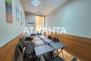 комерційна за адресою Левітана вул., 62