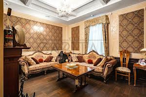 дом по адресу Каштанова