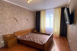 квартира за адресою Евгена Танцюры, 74/2