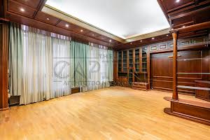 комерційна за адресою Жилянська вул., 5/60