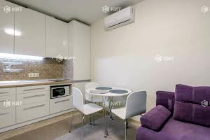квартира за адресою Драгоманова, 6
