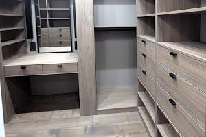 квартира за адресою Космонавтів просп., 49