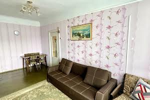 квартира за адресою Кам'янецька вул., 75