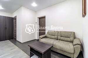 коммерческая по адресу Любомира Гузара просп. (Космонавта Комарова), 11