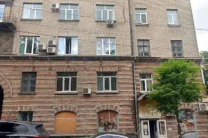 будинок за адресою Олександра Кониського вул., 82-А