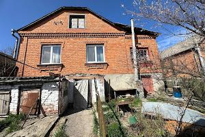 будинок за адресою Цегляна вул.