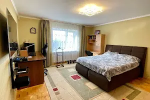 дом по адресу Владимира Моссаковского ул. (Клари Цеткін), 30
