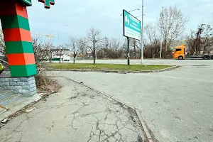коммерческая по адресу Докії Гуменної ул. (Юрия Смолича), 2
