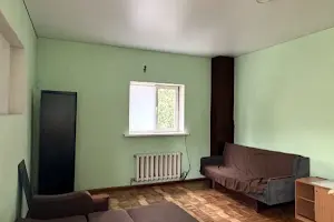 комерційна за адресою Універсальний пров., 7-А