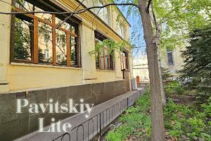 комерційна за адресою Заньковецької вул., 8