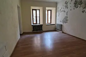комерційна за адресою Канатна вул., 28