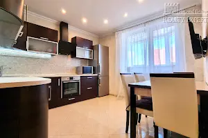 квартира за адресою Вахтанга Кікабідзе вул. (Булгакова), 13-А