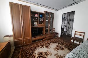 квартира за адресою Космонавтів вул., 27/3