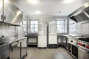 коммерческая по адресу Патріарха Володимира Романюка ул. (Жовтнева), 2Б