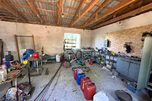 участок по адресу Центральна, 73
