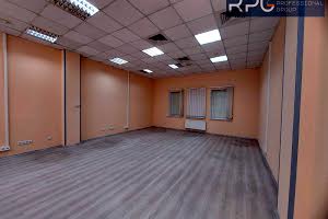 комерційна за адресою Хорива вул., 55Б