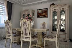дом по адресу Центральна, 6