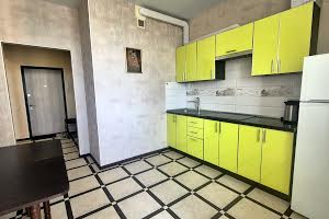 квартира за адресою Середньофонтанська вул., 35