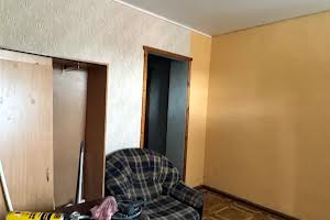 комерційна за адресою Універсальний пров., 7-А