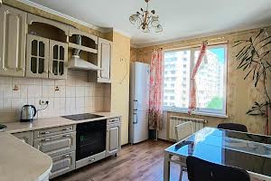 квартира за адресою Владислава Бувалкіна вул., 44а