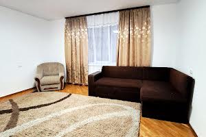 квартира за адресою Михайла Драгана вул., 1
