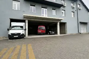 коммерческая по адресу Миру, 25