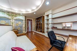 будинок за адресою Курортна вул., 9