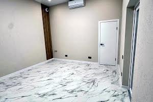 комерційна за адресою Французький бульв., 60г