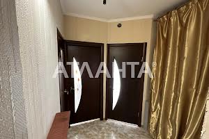 квартира за адресою Платанова вул., 82