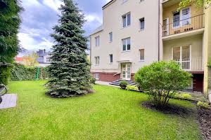 квартира за адресою Квітнева вул., 10