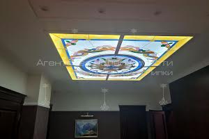 комерційна за адресою Антоновича вул. (Горького), 131