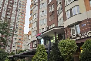 комерційна за адресою Анни Ахматової вул., 32/18