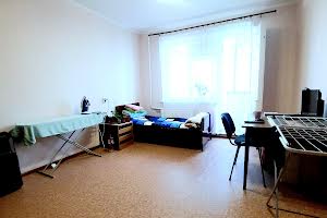 квартира за адресою Лахтинська вул., 9б