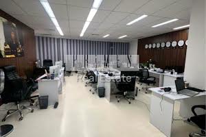 комерційна за адресою Кловський узвіз, 7a