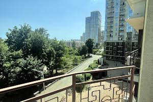 квартира по адресу Французский бульв., 60в