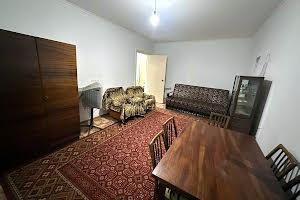 квартира за адресою Космонавта Комарова вул., 3