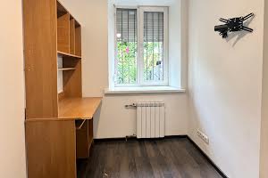 комерційна за адресою Набережно-Лугова вул., 3