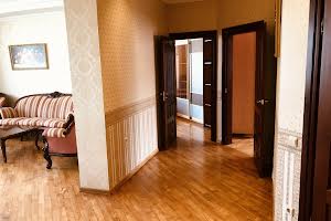 квартира за адресою петлюри, 54а