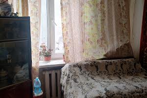 квартира за адресою Князя Володимира Великого просп., 131