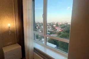 квартира за адресою Профсоюзна вул., 9а