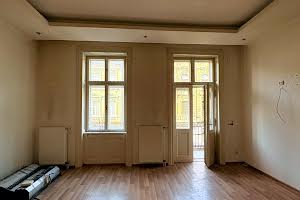 квартира за адресою Михайла Грушевського вул., 8