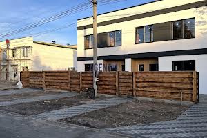 будинок за адресою Центральна вул.